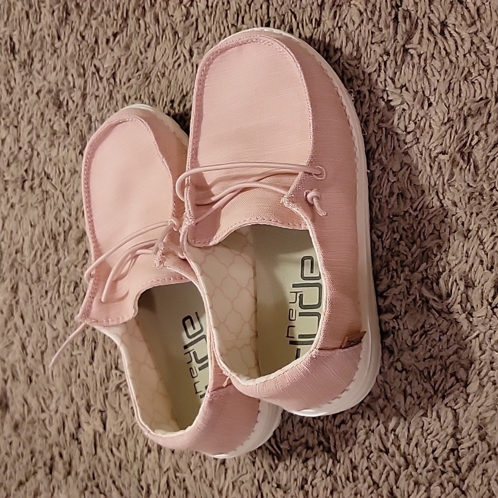 Girls Hey Dude pink shoes size Youth 13